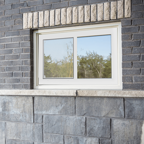 Exterior residential window with sealed glass unit