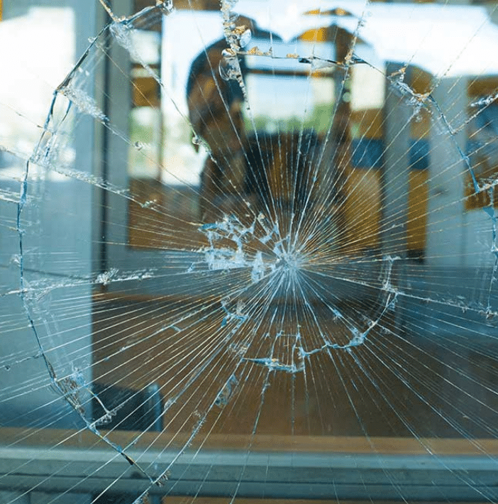 Glass repair Ottawa service