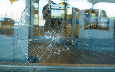 Qualities to seek when hiring glass repair in Ottawa